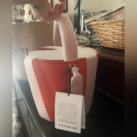 NWT Coach Pumpkin Bucket Bag